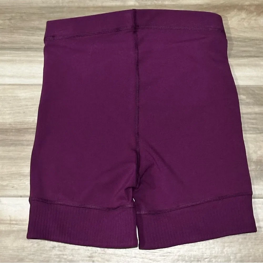 Free People Movement Victory Biker Shorts Mulberry Size Small